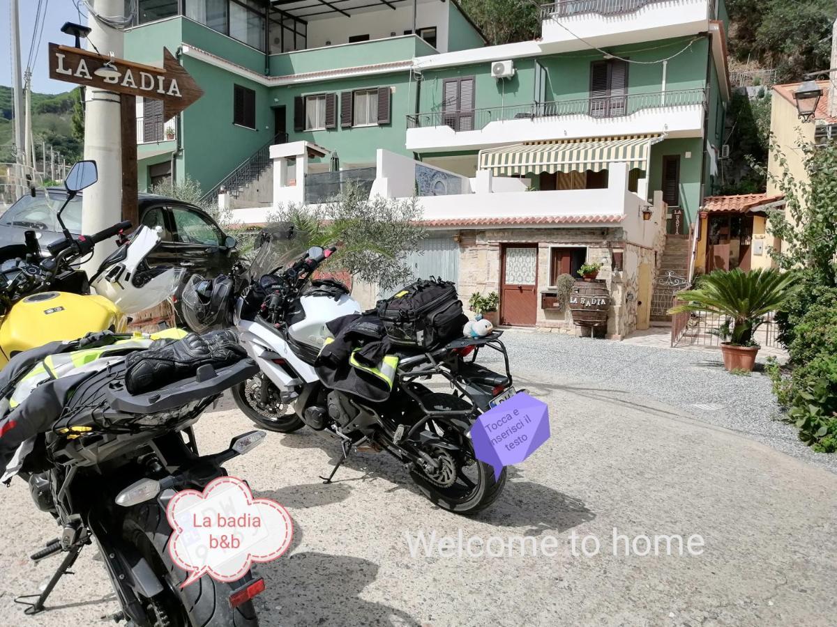 La Badia Hotell Messina Eksteriør bilde