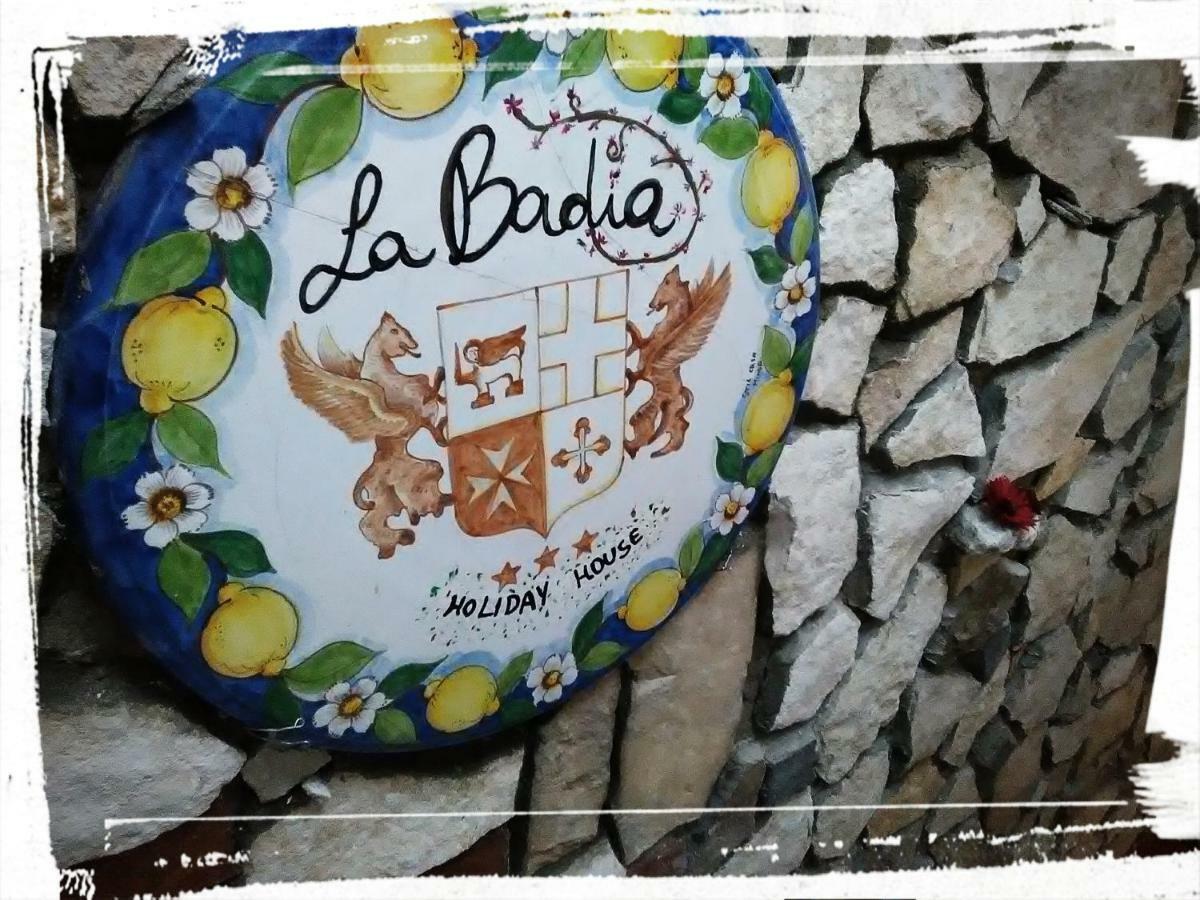 La Badia Hotell Messina Eksteriør bilde